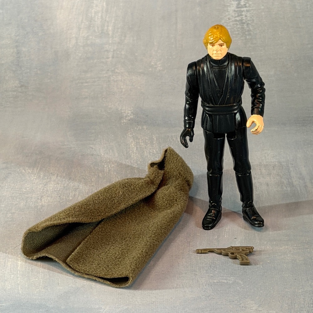 Vintage 1983 Kenner Star Wars Luke Skywalker Jedi Knight Figure Cloak Blaster